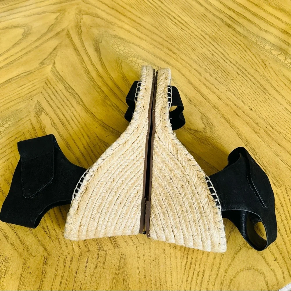 Vince Camuto Wedge Espadrille Sandals Levista